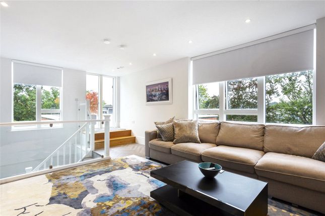 40 Lancelot House,, Fellowes Rise, Hampshire photo 4