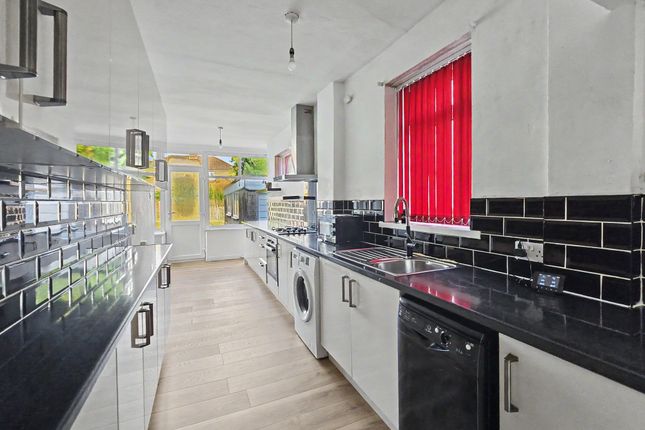 21 Balmoral Avenue, Manchester photo 4