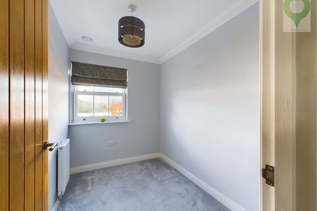 Flat for sale in Shepherd Court, Yeovil