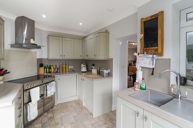 4 Pentland View Crescent, Roslin photo 4