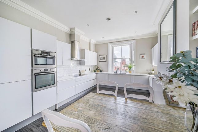The Penthouse, 47, Grove Road, Windsor photo 3