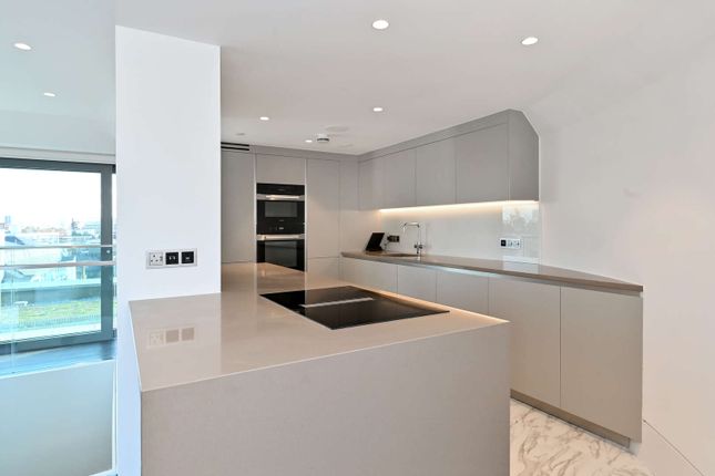 Flat for sale in Old Church Street, London