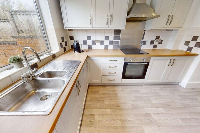 21, Elm Avenue, Manchester photo 3