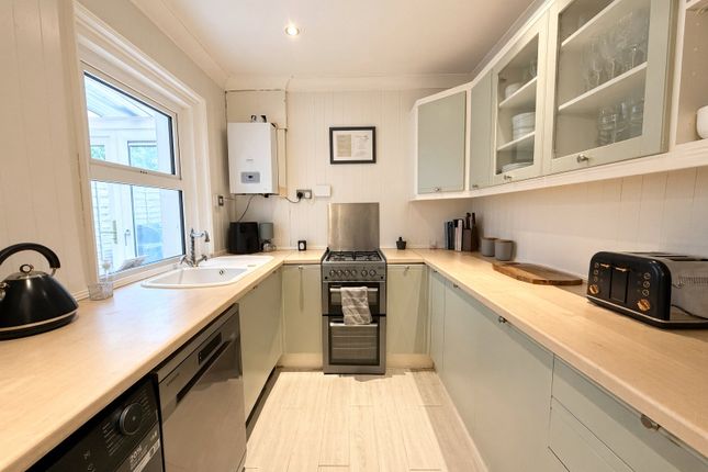 2, Arlington Terrace, Hampshire photo 4
