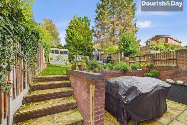 77 Castle Bank, Stafford photo 3