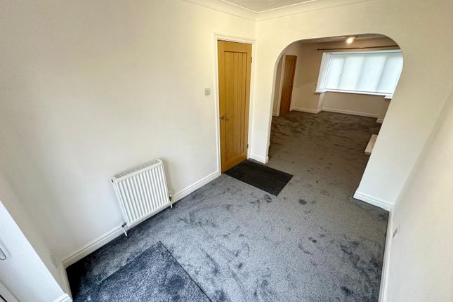 7, Wakefield photo 3