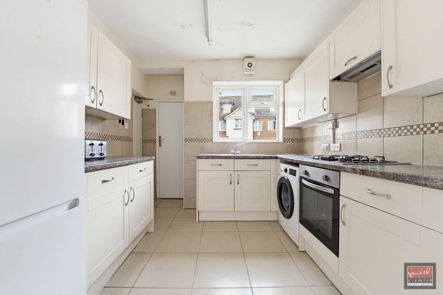 92a, Church Road, Ashford photo 3