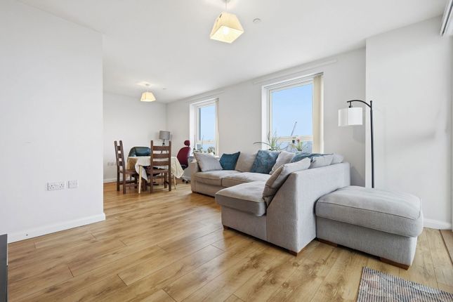 Rivers Apartments,64, Cannon Road, London photo 3
