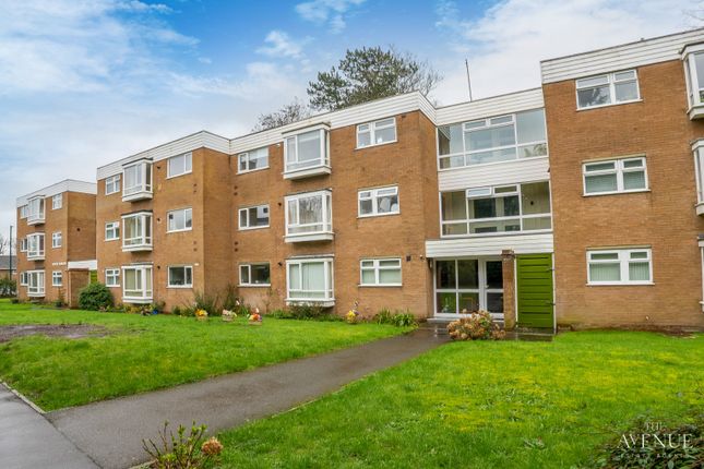 Flat for sale in White House Way, Solihull