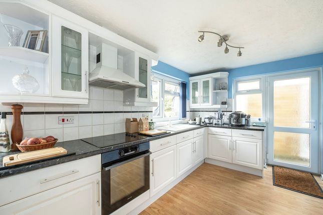 43, Christchurch Road, TRING photo 2