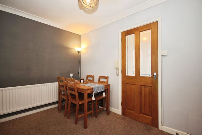 3, Hill Street, Warwick photo 4