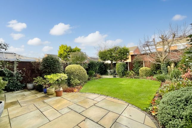 6 Thorn Tree Drive, Crewe photo 4