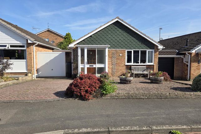 2-bed house on 5, Oak Apple Close, Stourport-On-Severn, £230,000