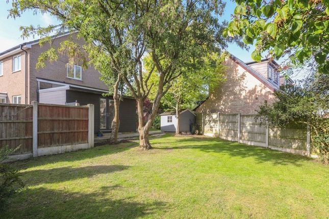 9 Dale Road, Chesterfield photo 4