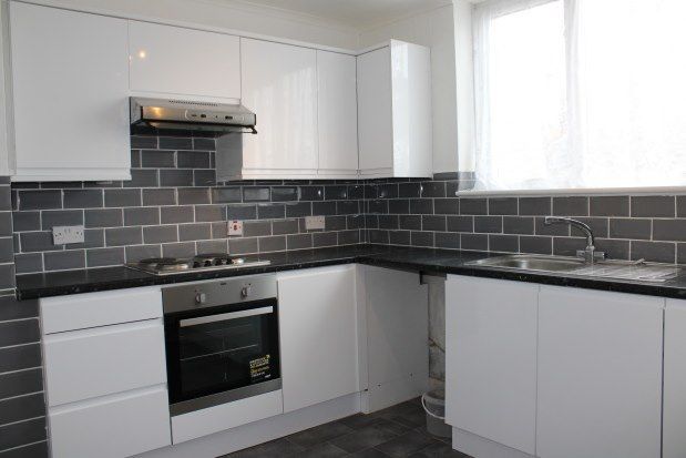 Thumbnail End terrace house to rent in Grange Road, Gillingham