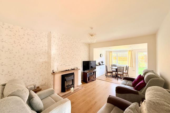 8, Stanley Road, Southampton photo 2