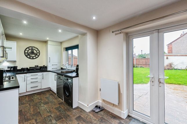 25, Fairclough Road, Thornton-Cleveleys photo 4