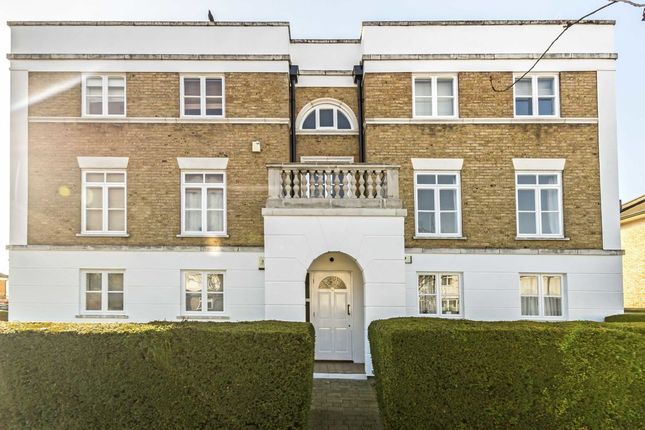 Thumbnail Flat to rent in Fitzroy Crescent, London
