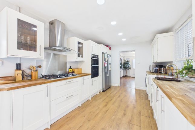 203 Widmore Road, Bromley, Kent photo 2