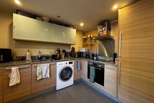 Flat 3, Bristol photo 3