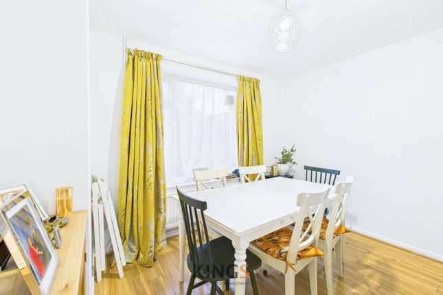 43 Lark Rise, Hatfield photo 3
