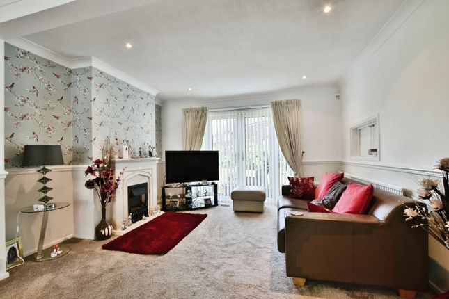 27, Withenfield Road, Greater Manchester photo 2