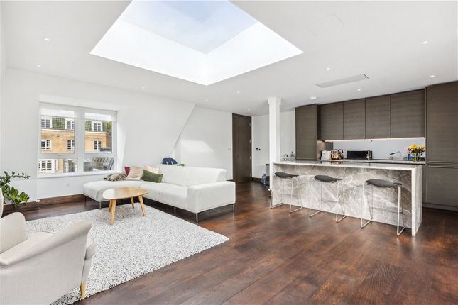 Thumbnail Flat for sale in Logan Place, London