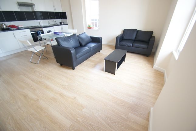 102 Pembroke Road Tf