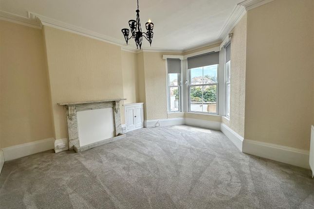 1 Homelands Court, Lower Manor Road, Brixham photo 2