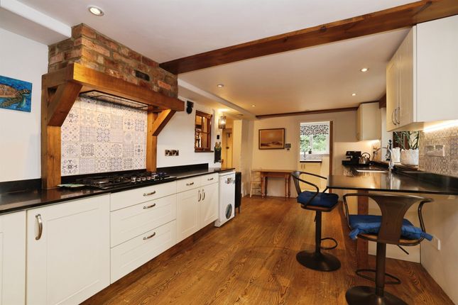 49, Lode Hill, Salisbury photo 4