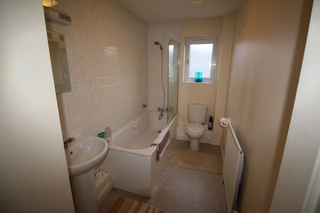 31, Marina Way, Abingdon photo 5