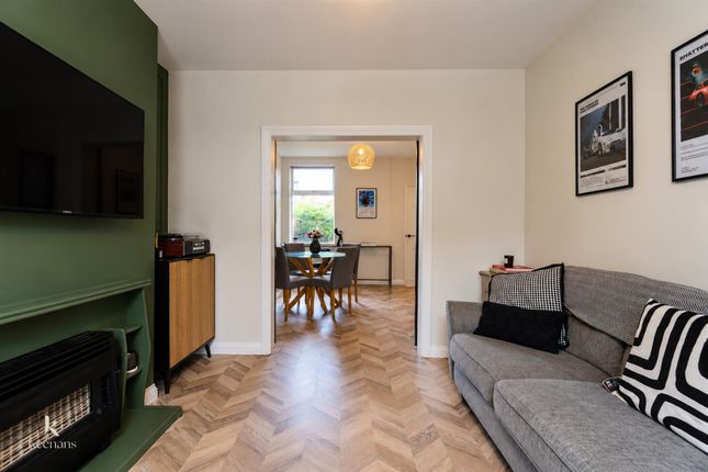 24, Irlam Avenue, Manchester photo 2