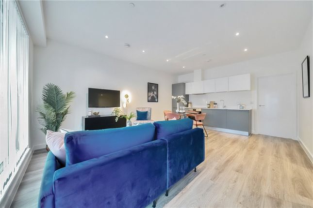 Flat for sale in Field End Road, Ruislip, Middlesex