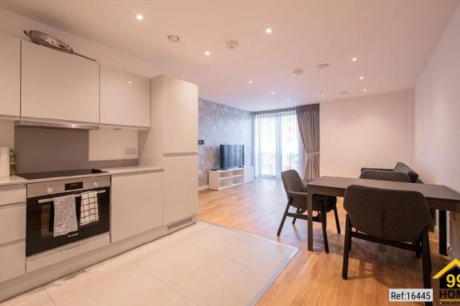 Flat 4, Corinthian Court,, Ruislip photo 3