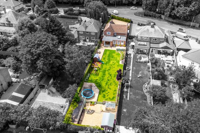 24, Windmill Banks, Higham Ferrers photo 4