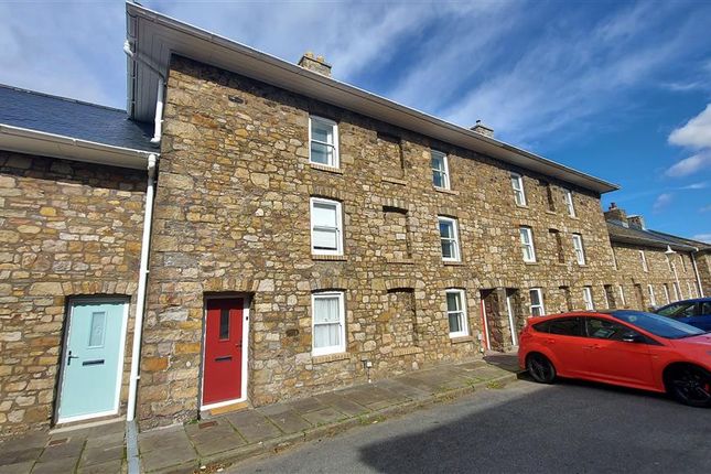 Thumbnail Property to rent in Middle Row, Butetown Rhymney, Tredegar