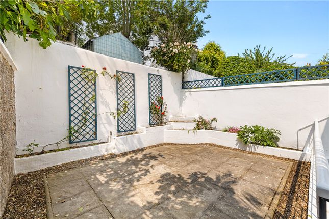 21, Clifton Street, East Sussex photo 2