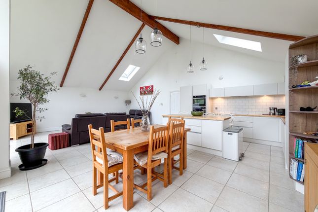 Heartwood, Horsedowns Road, Cornwall photo 4