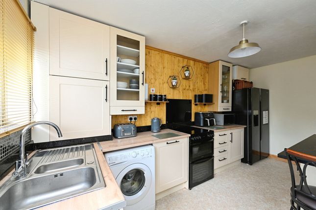 Rosina, Isle Road, WISBECH photo 4