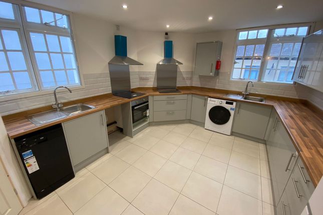 Kitchen 3
