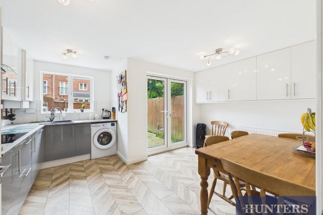 34, Neptune Drive, Bridlington photo 3