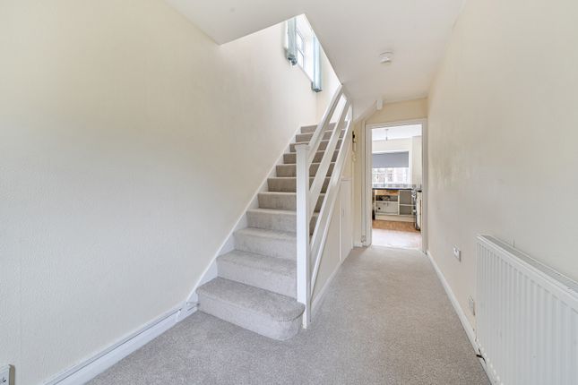 70, Kestrel Close, Bristol photo 4