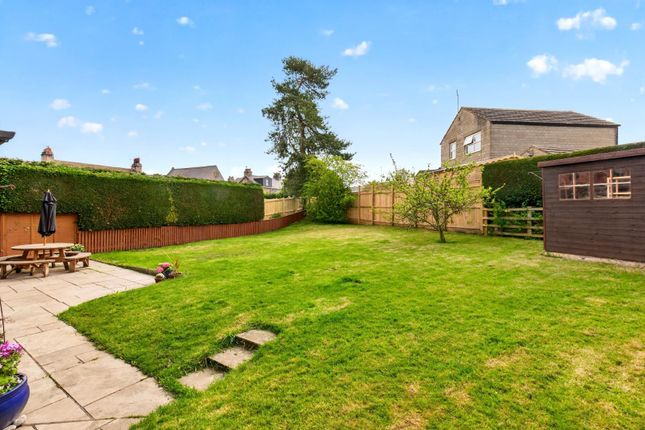 4, Finden Gardens, Harrogate photo 4