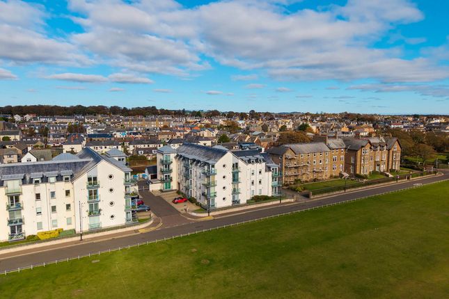 62 Dalhousie Court, Links Parade, Carnoustie photo 3