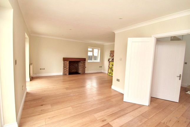 49, Noahs Ark, Sevenoaks photo 3