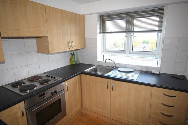 1003 City View, Highclere Avenue, Manchester photo 5