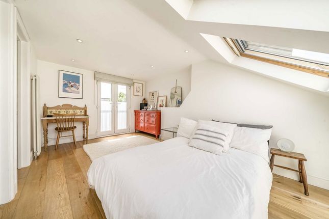 83, Graveney Road, London photo 4