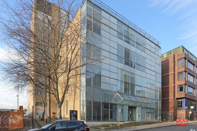 Office to let in Carver Street, Sheffield