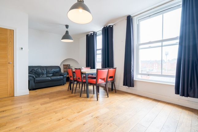 Flat 2, 26 Clemens Street, Leamington Spa photo 2