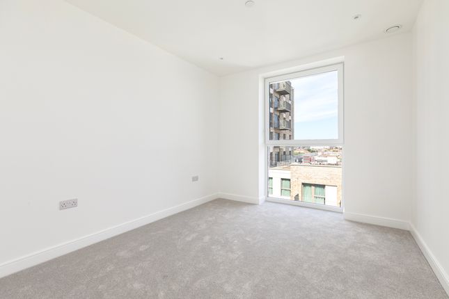 Waterview House, Wembley photo 3